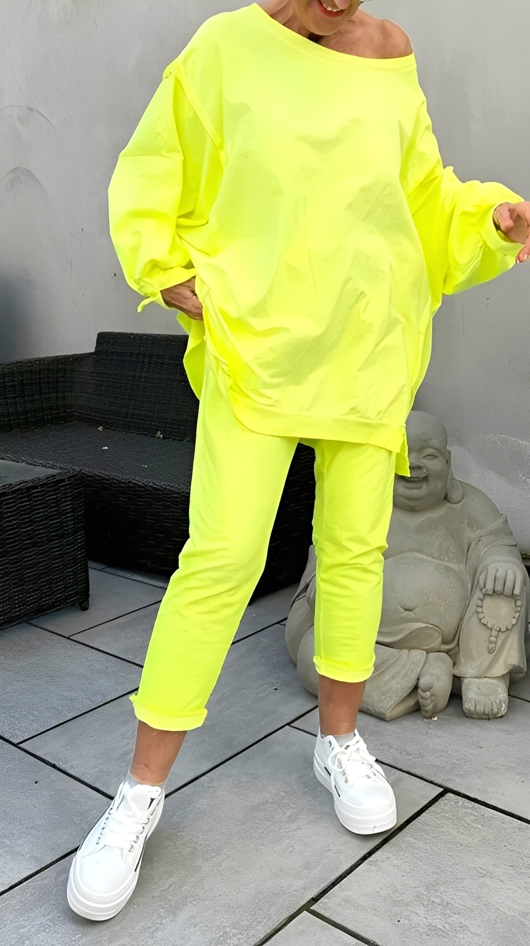 Eleanore - Set confortabil cu tricou larg și pantaloni pentru femei