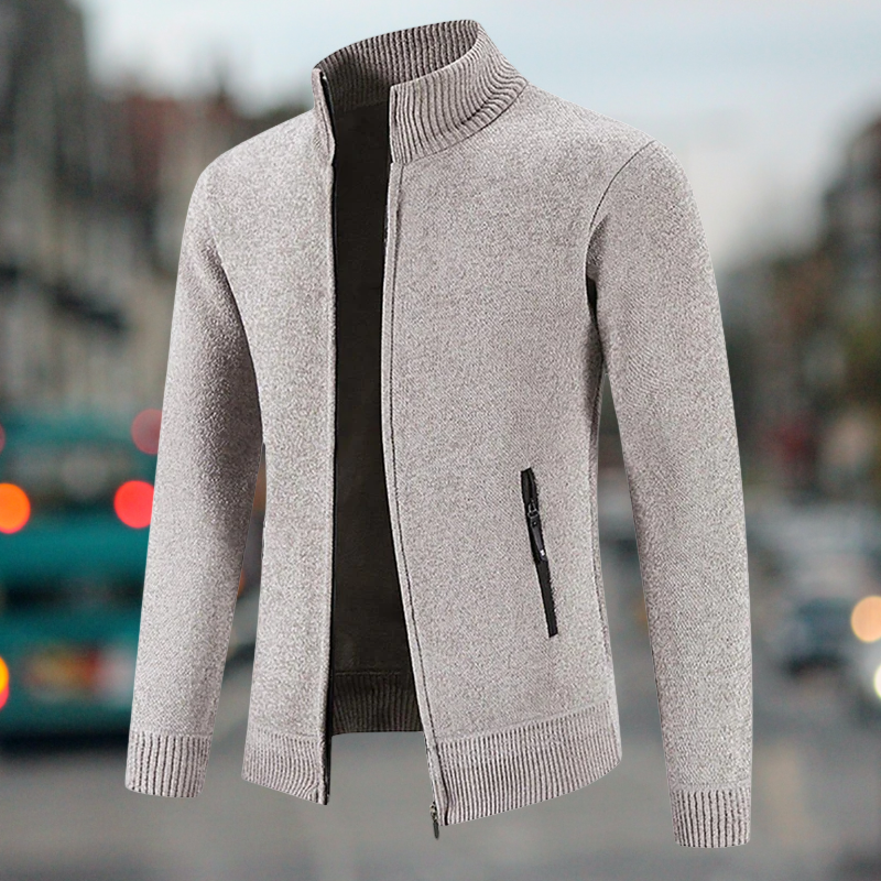 Jasper – Vesta Calda din Polar pentru Barba?i