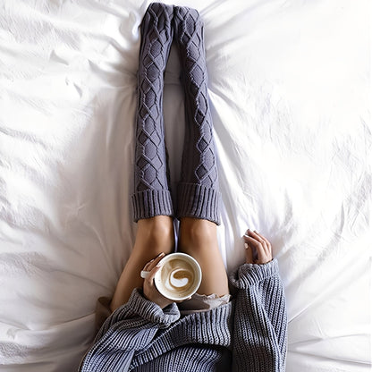 Shannon - Șosete lungi călduroase cu bilă de păr pentru femei