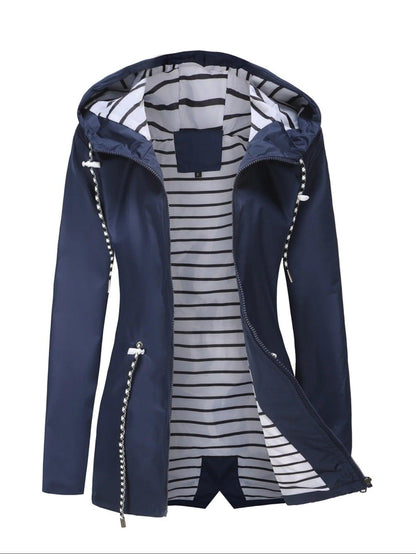 Nathalie – Haină Lungă Impermeabilă