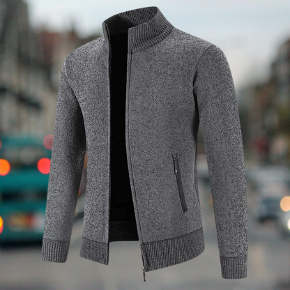 Jasper – Vesta Calda din Polar pentru Barba?i