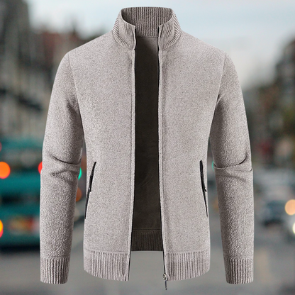 Jasper – Vesta Calda din Polar pentru Barba?i