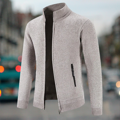 Jasper – Vesta Calda din Polar pentru Barba?i